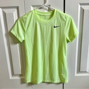 ✨NWOT✨ Nike Dry Fit Tee